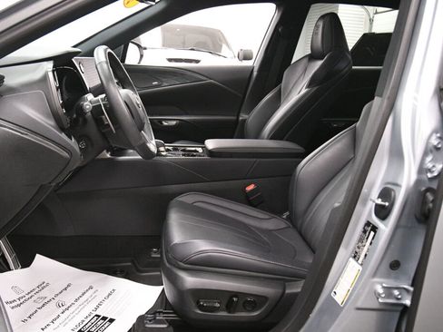 Used 2024 Lexus RX 350 F Sport w/ Convenience Package AWD/4WD image 10