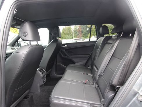 Used 2019 Volkswagen Tiguan SEL Premium R-Line image 27