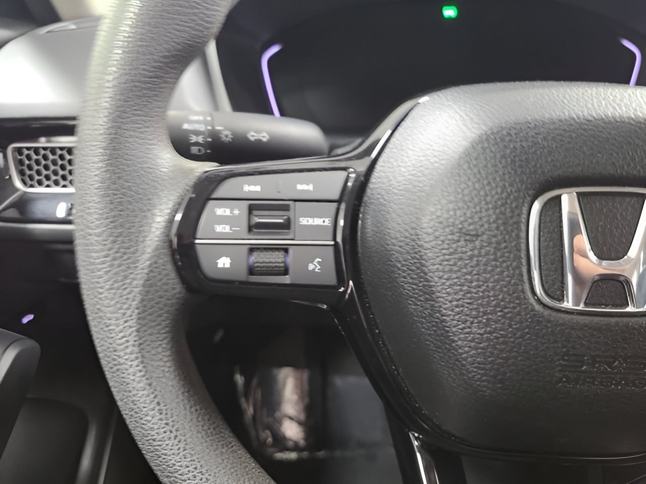 Used 2025 Honda Civic LX image 22