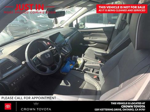 Used 2023 Honda Odyssey Elite image 9