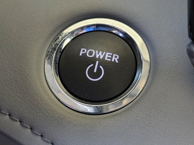 Used 2023 Toyota Highlander LE AWD/4WD image 22