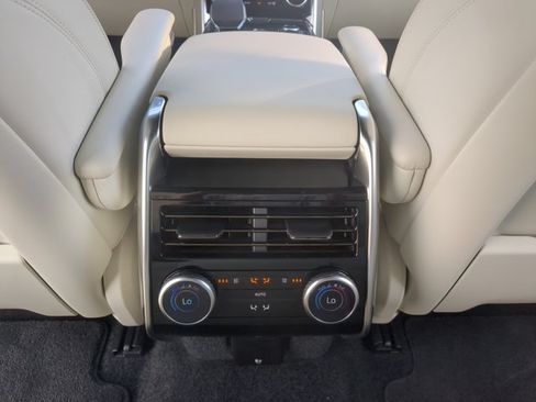 Used 2023 Land Rover Range Rover SE AWD/4WD image 23