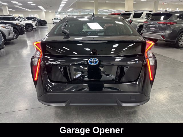 Used 2016 Toyota Prius Four Touring FWD image 6