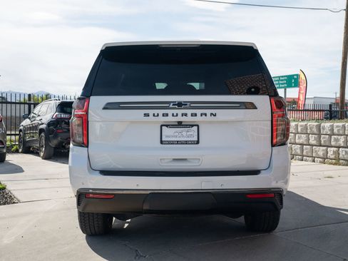 Used 2022 Chevrolet Suburban Z71 AWD/4WD image 7