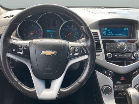 Used 2013 Chevrolet Cruze LT image 12
