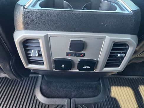 Used 2018 Ford F150 Lariat w/ Equipment Group 502A Luxury AWD/4WD image 10