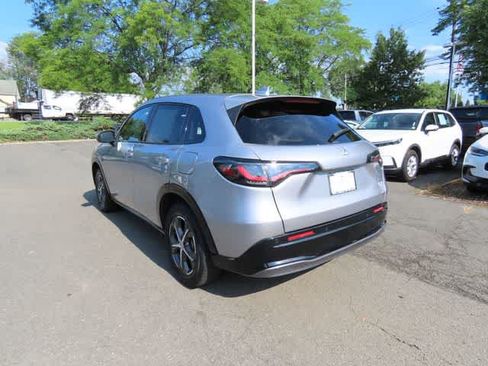 Used 2023 Honda HR-V EX-L image 4