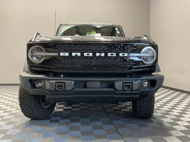 Used 2025 Ford Bronco Badlands AWD/4WD image 3