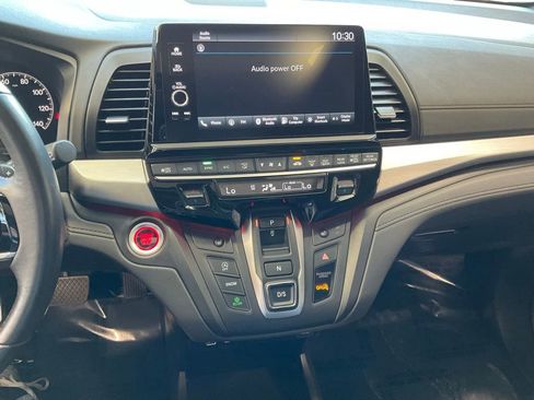 Used 2025 Honda Odyssey Sport-L image 14
