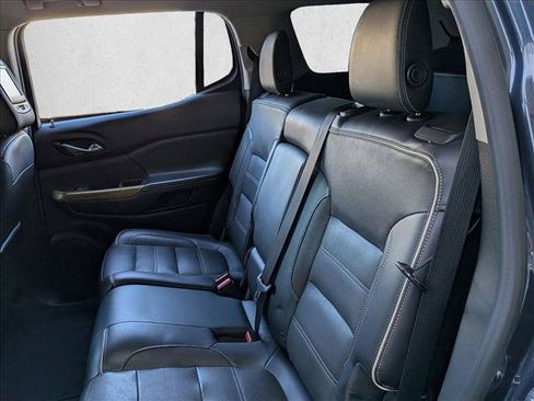 Used 2018 GMC Acadia Denali AWD/4WD image 19