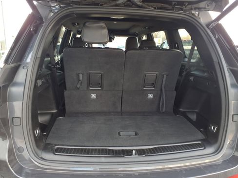 Used 2024 Jeep Grand Cherokee L Limited w/ Luxury Tech Group II image 18