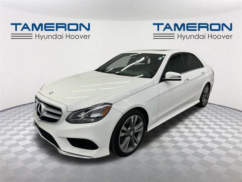 Used 2016 Mercedes-Benz E 350 Sedan image 1