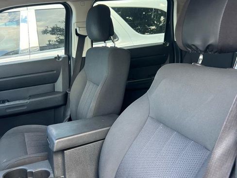 Used 2011 Dodge Nitro Heat w/ Popular Equipment Group RWD image 8