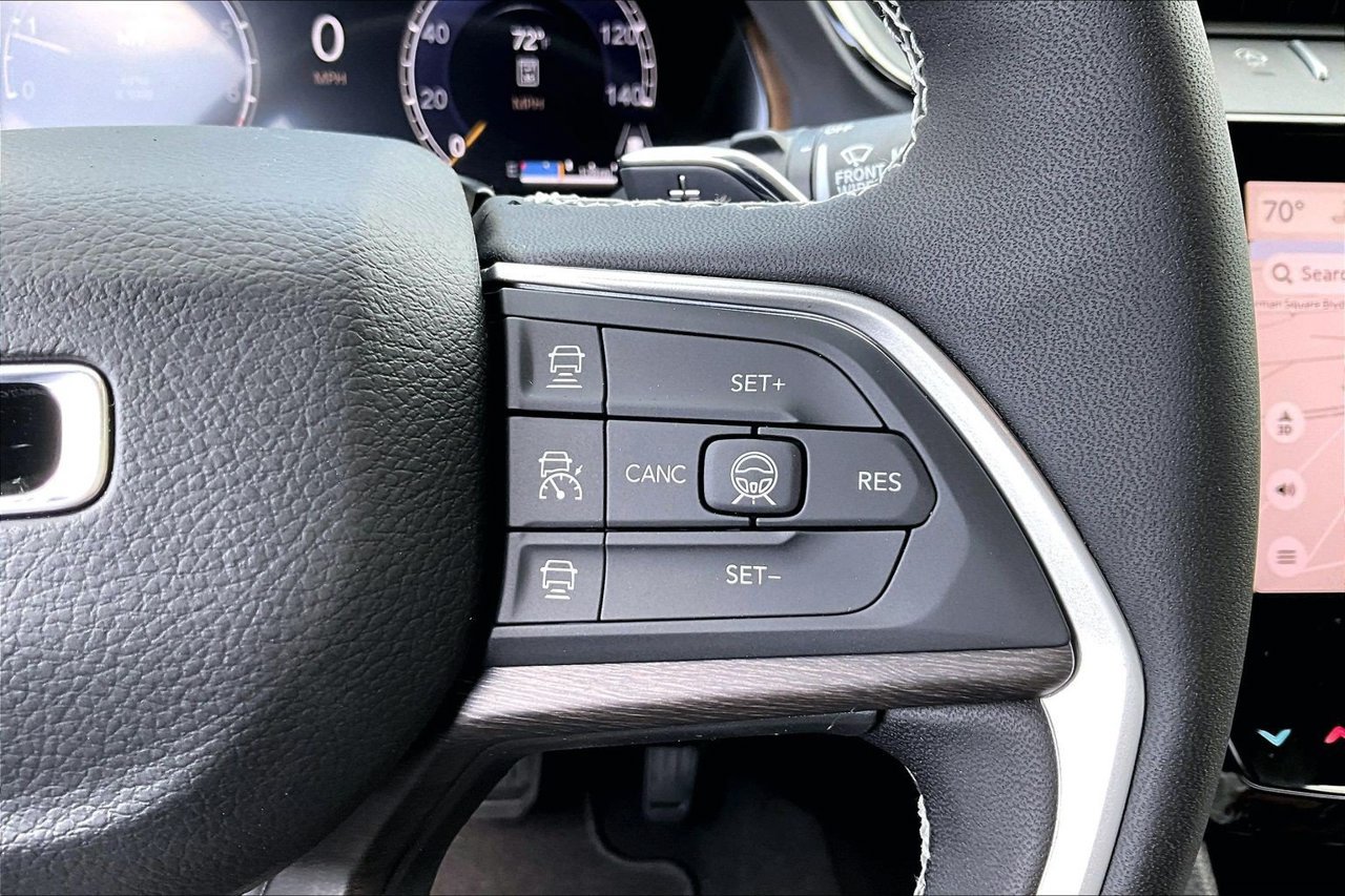 New 2027 Jeep Grand Cherokee Altitude AWD/4WD image 28