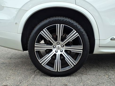 Used 2022 Volvo XC90 T8 Inscription w/ Advanced Package AWD/4WD image 3
