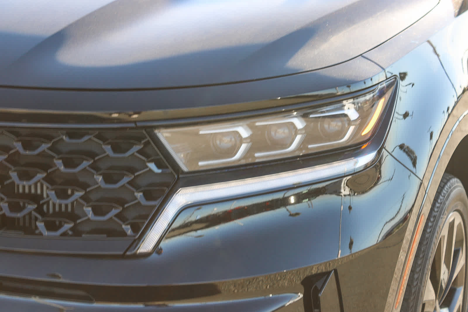 Used 2023 Kia Sorento SX AWD/4WD image 10