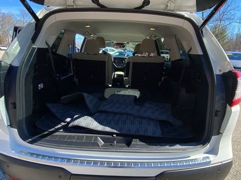 Certified 2023 Subaru Ascent Premium w/ Convenience Package AWD/4WD image 33