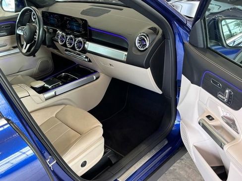 Used 2023 Mercedes-Benz GLB 250 image 31