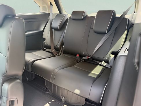 New 2026 Honda Odyssey Elite image 12