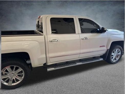 Used 2017 Chevrolet Silverado 1500 High Country AWD/4WD image 10