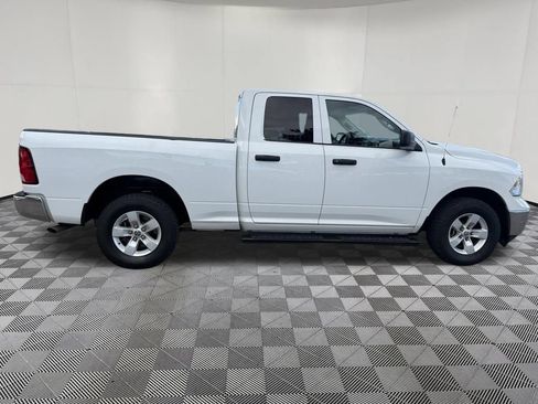 Used 2022 RAM 1500 Tradesman w/ Chrome Appearance Group AWD/4WD image 10
