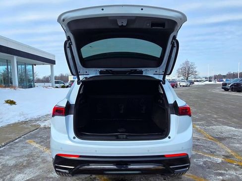 New 2026 Buick Envision Sport Touring AWD/4WD image 8