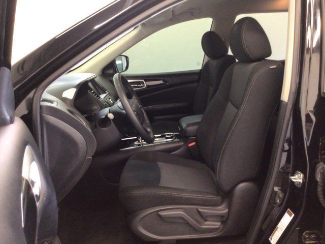 Used 2020 Nissan Pathfinder S AWD/4WD image 22