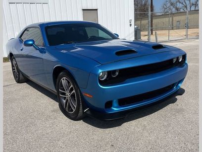 Used 2019 Dodge Challenger SXT w/ Driver Convenience Group