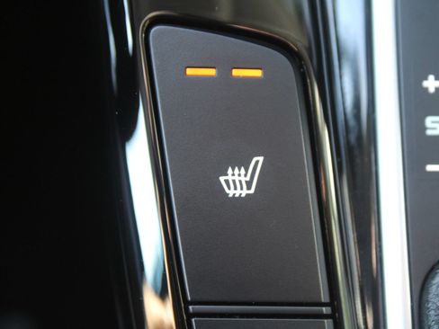 Certified 2025 Kia Soul EX FWD image 35