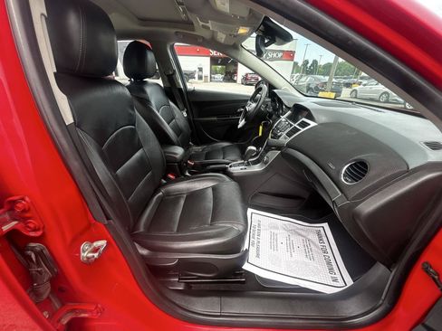 Used 2015 Chevrolet Cruze LT w/ Sun, Sound and Sport Package FWD image 10