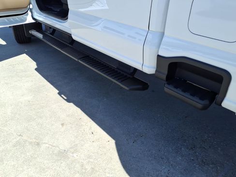 New 2026 Ford F350 4x4 Crew Cab DRW Super Duty image 21