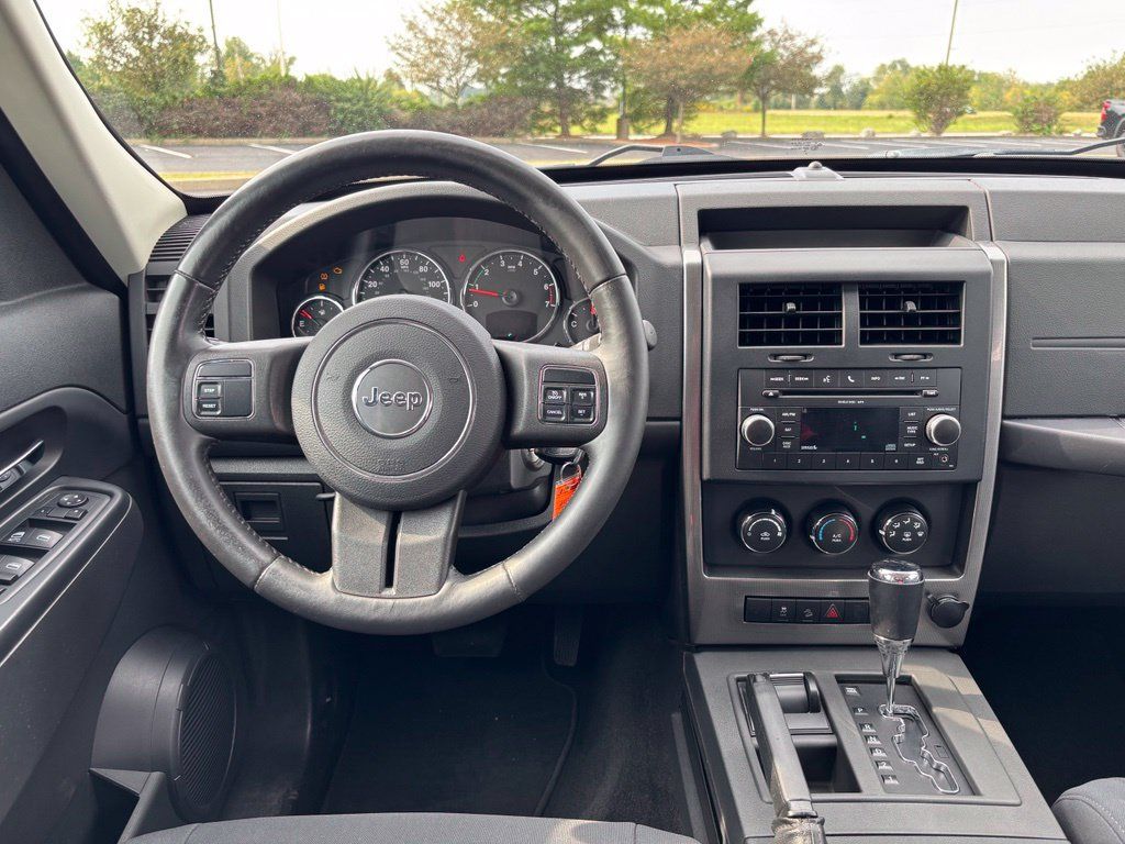 Used 2011 Jeep Liberty Sport w/ Popular Equipment Group AWD/4WD image 19