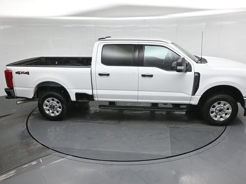 Certified 2024 Ford F250 XLT image 36