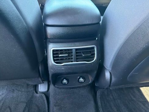 Used 2022 Hyundai Santa Fe SEL w/ Convenience Package FWD image 14