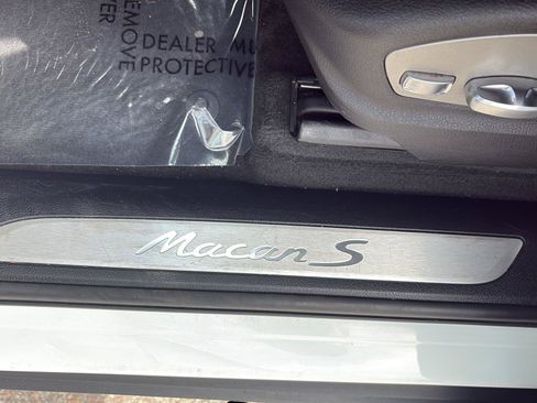 Used 2018 Porsche Macan S AWD/4WD image 54