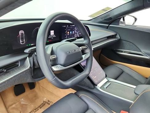 Used 2023 Lucid Air Touring image 18