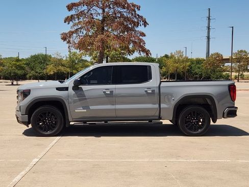 Used 2024 GMC Sierra 1500 Elevation w/ LPO, Elevation Black Package RWD image 4