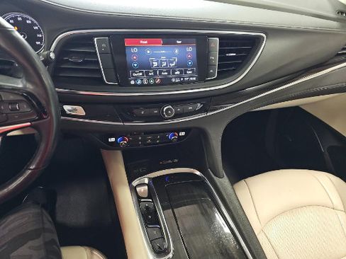 Used 2023 Buick Enclave Essence w/ Experience Buick Package FWD image 12