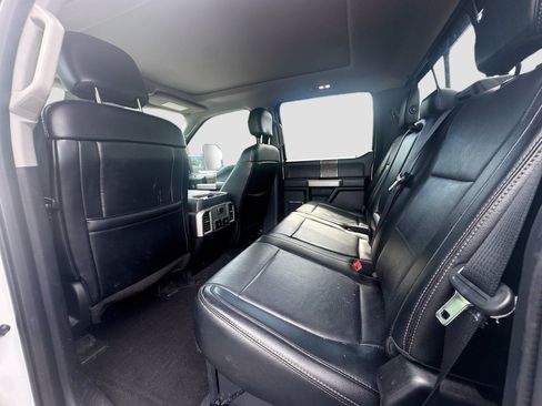 Used 2018 Ford F250 Lariat w/ Lariat Ultimate Package AWD/4WD image 26