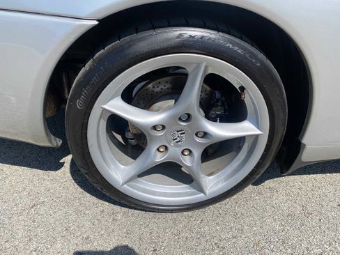 Used 2003 Porsche 911 Carrera 4 image 30