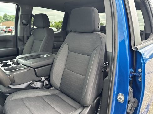 Certified 2023 Chevrolet Silverado 1500 Custom Trail Boss w/ LPO, Dark Essentials Package AWD/4WD image 8
