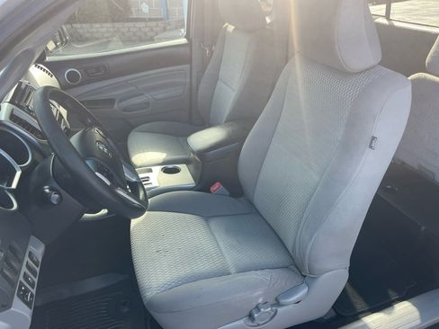 Used 2014 Toyota Tacoma 4x4 Access Cab image 27