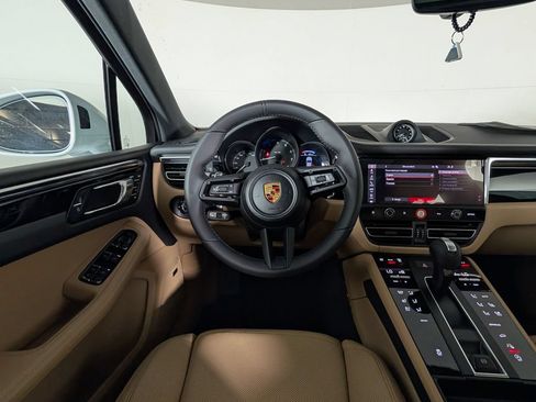 New 2026 Porsche Macan AWD/4WD image 21