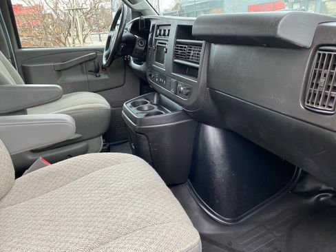 Used 2020 Chevrolet Express 3500 w/ Power Convenience Package image 16