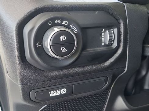 Used 2024 Jeep Gladiator Sport image 24