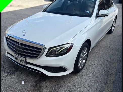 Used 2017 Mercedes-Benz E 300 image 1