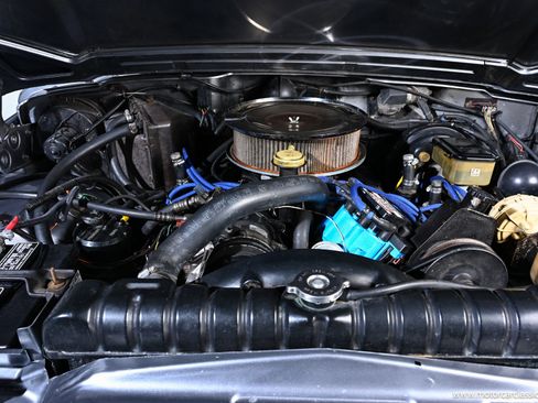 Used 1991 Jeep Grand Wagoneer image 39