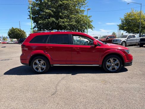 Used 2016 Dodge Journey Crossroad w/ Quick Order Package 28V AWD/4WD image 2