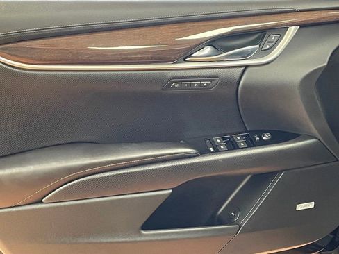 Used 2016 Cadillac XTS Premium AWD/4WD image 14