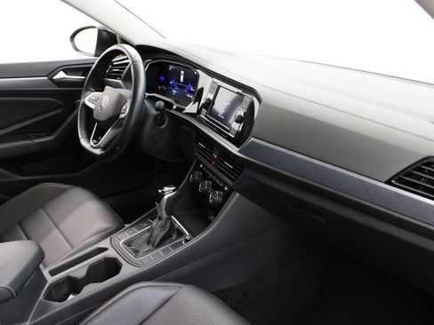 Used 2024 Volkswagen Jetta SE FWD image 24